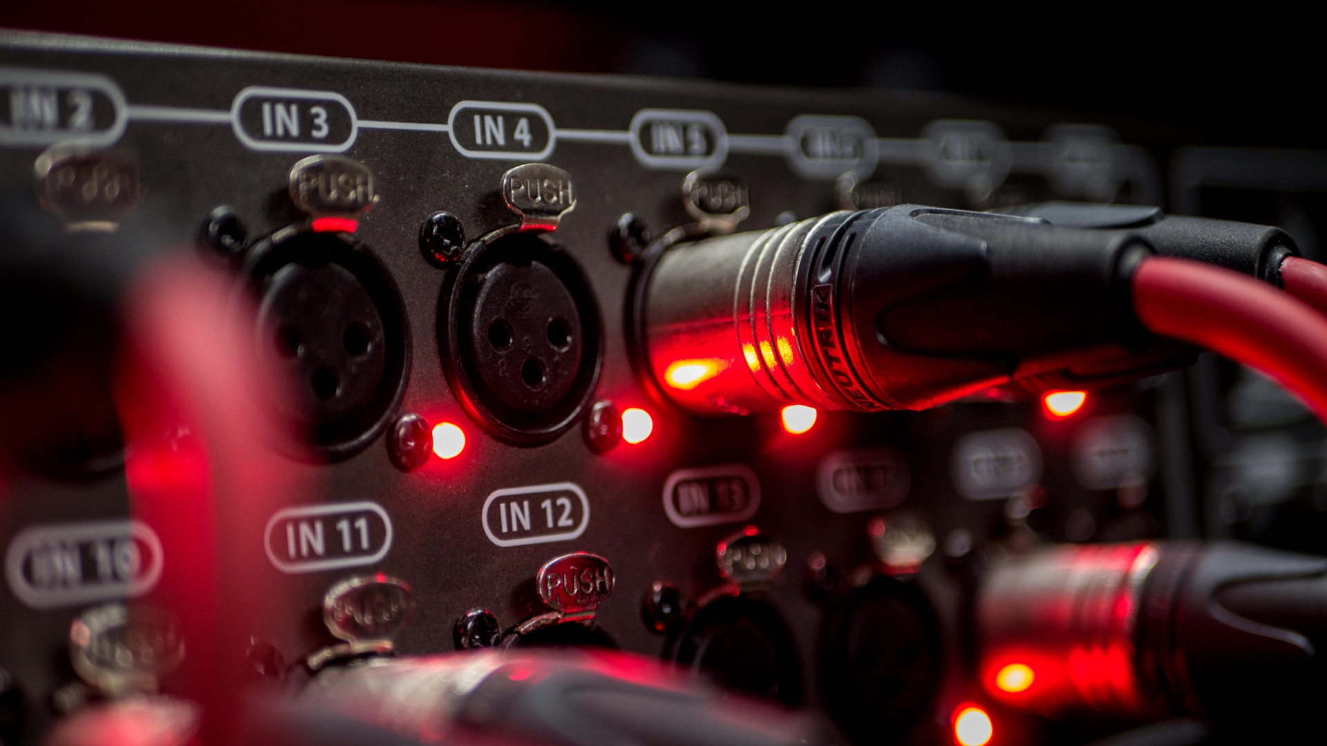 Moc wyjściowa w systemach audio