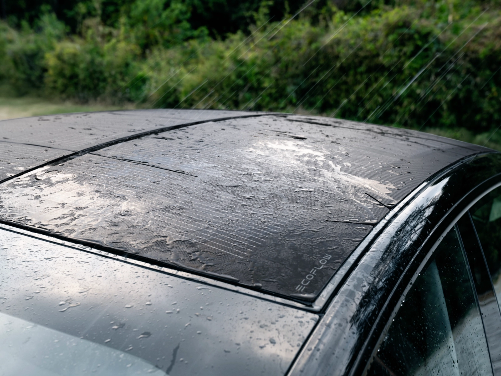 ETFE w fotowoltaice - jak działa i na co pozwala?